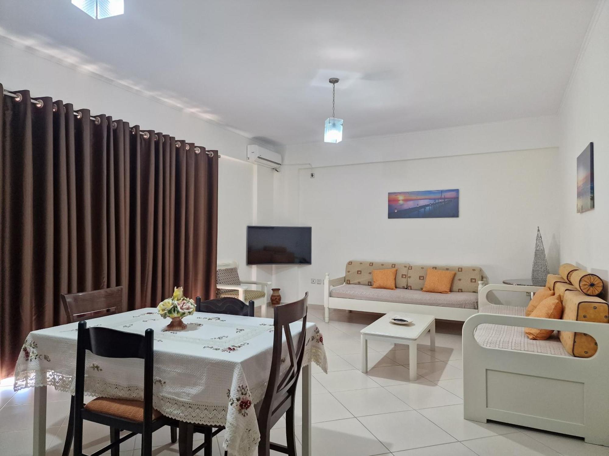 Apartments Saranda Pokoj fotografie